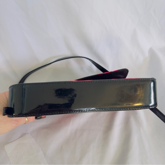 For Nine Lips NWOT Purse Baguette Bag Black Pink Red Kiss Rockabillly Pinup - Picture 6 of 11